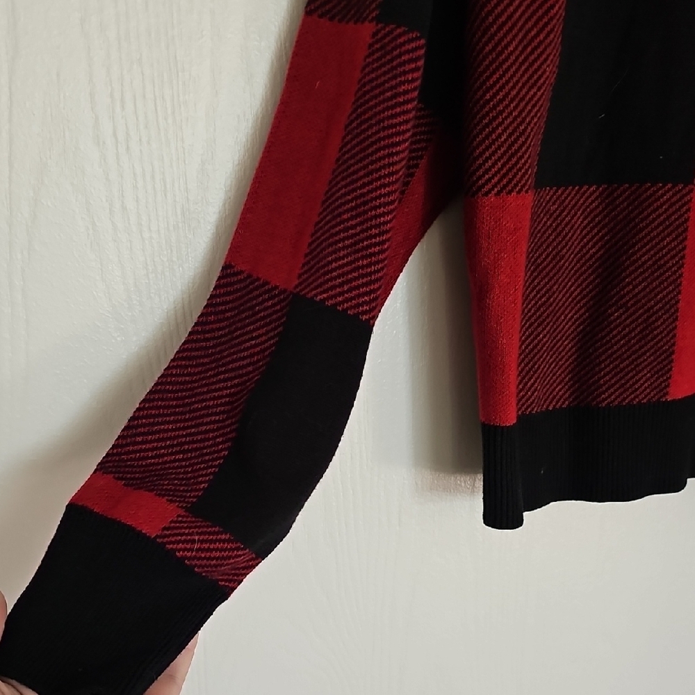 Westport Red and Black Plaid Hoodie with Drawstring - Picture 5 of 6